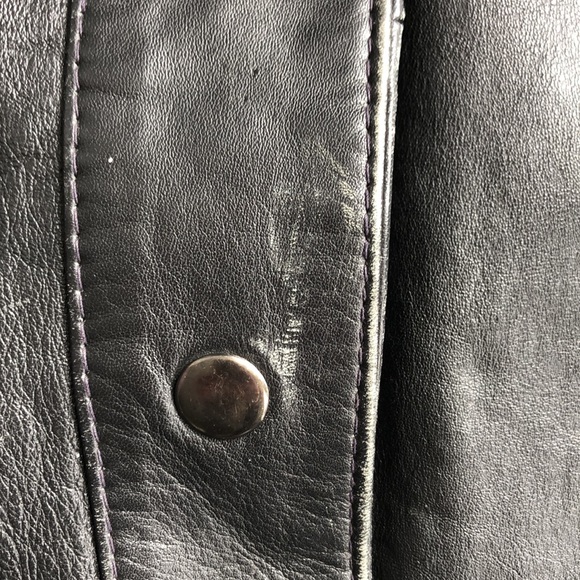 Vintage Leather Bomber Jacket - Picture 4 of 8